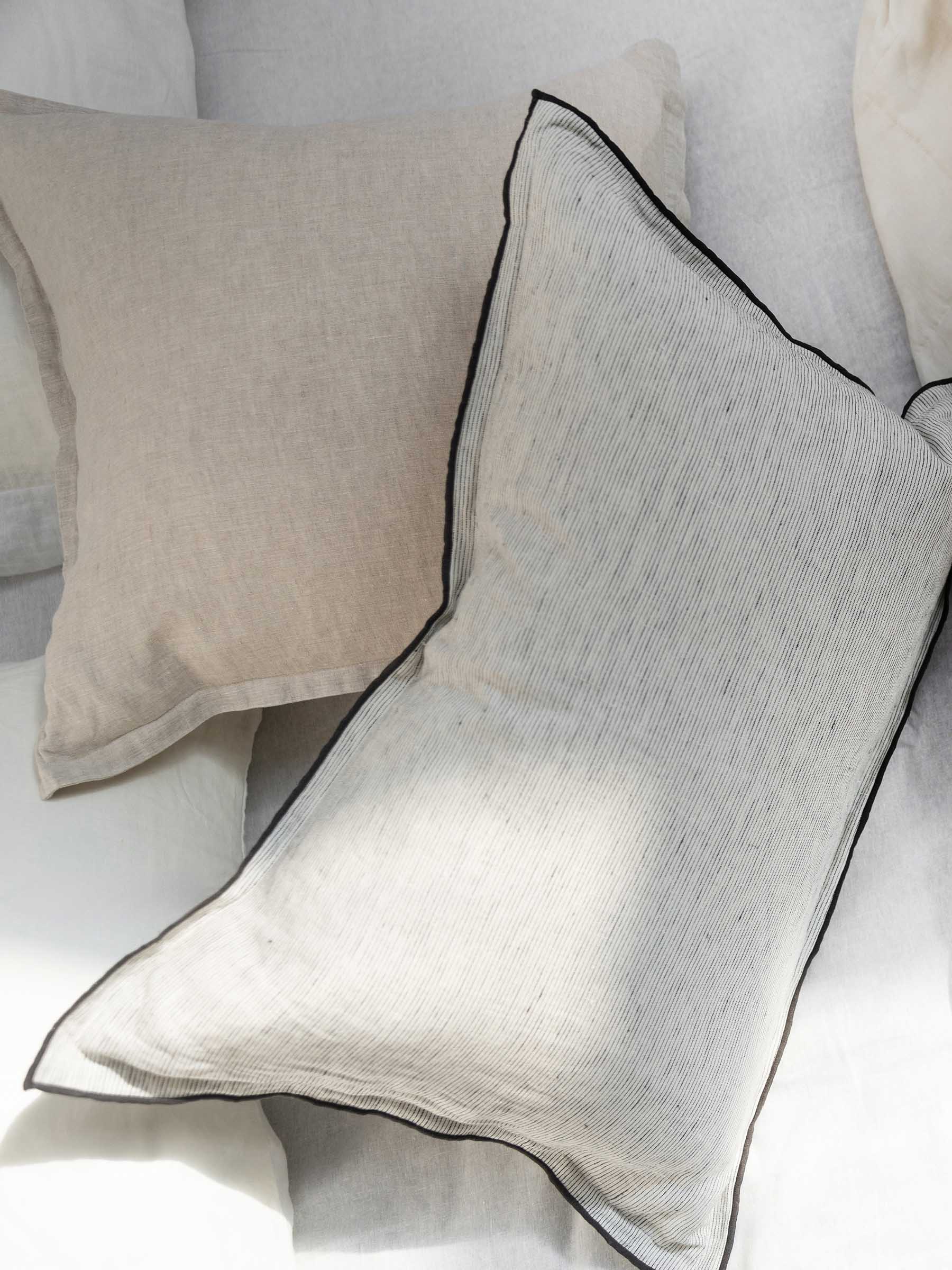 Felix Linen Cushion Natural