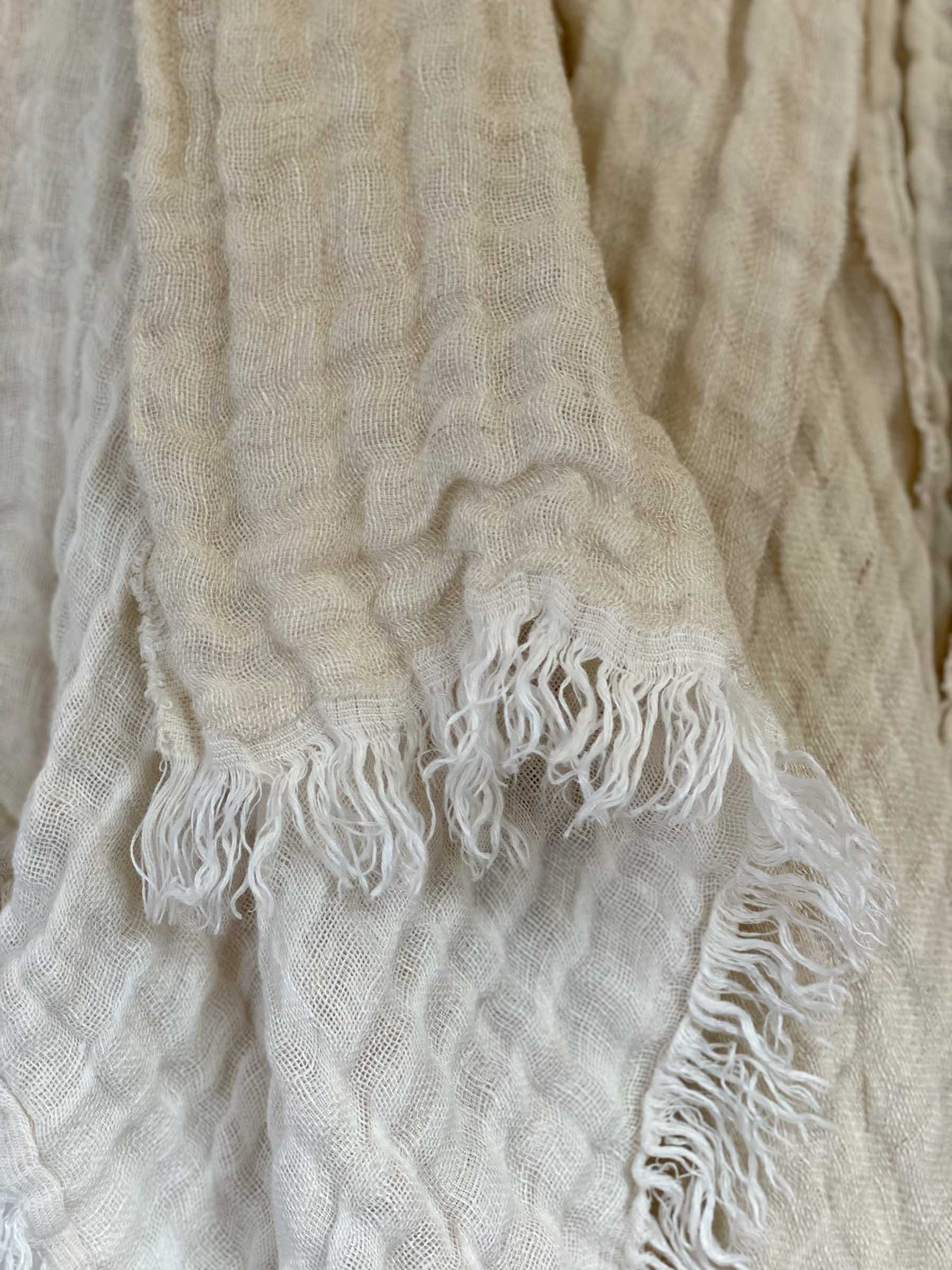 Lia Muslin Linen Throw Two Tone Vanilla