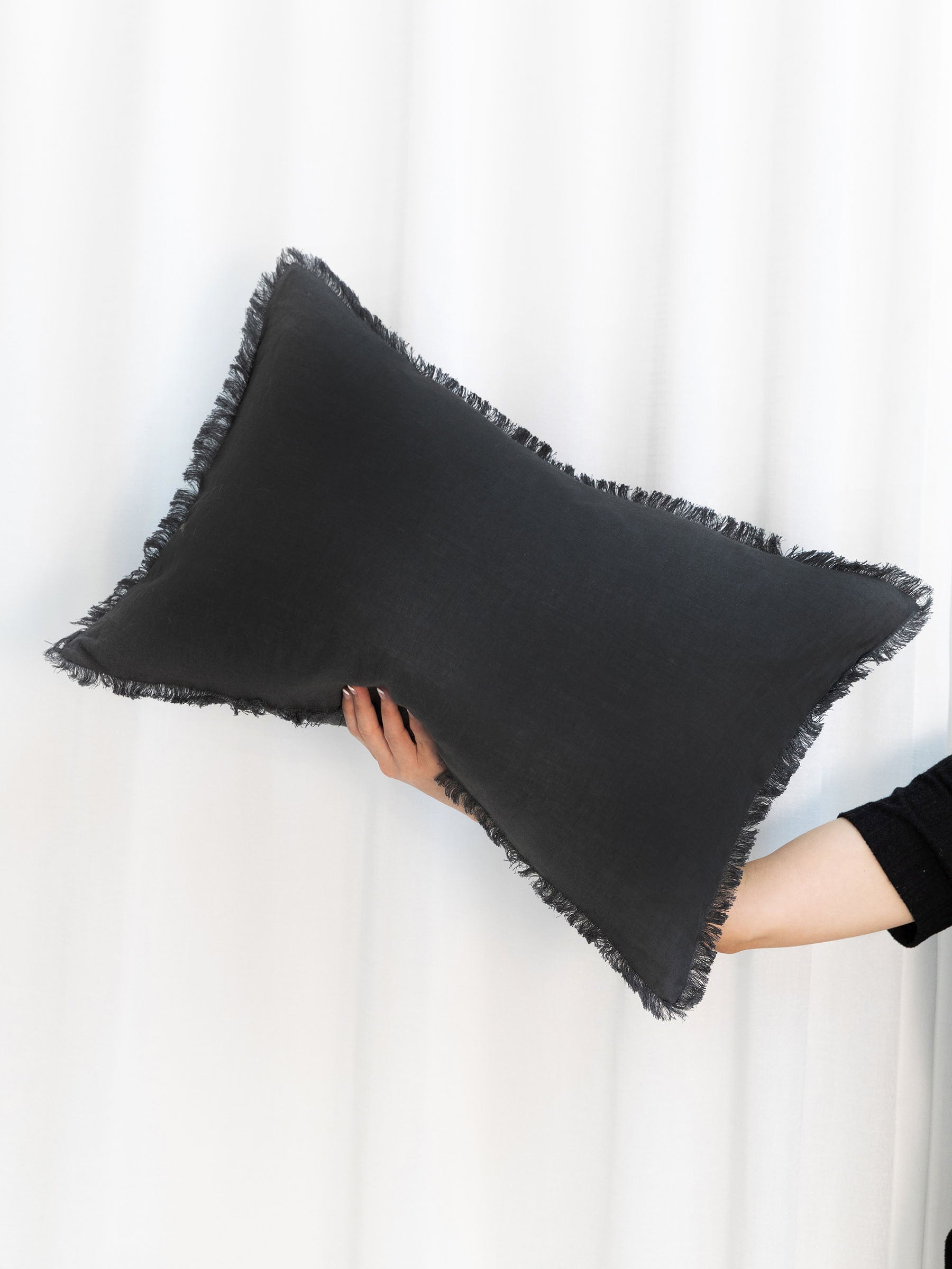 Luna Fringed Linen Cushion Pepper