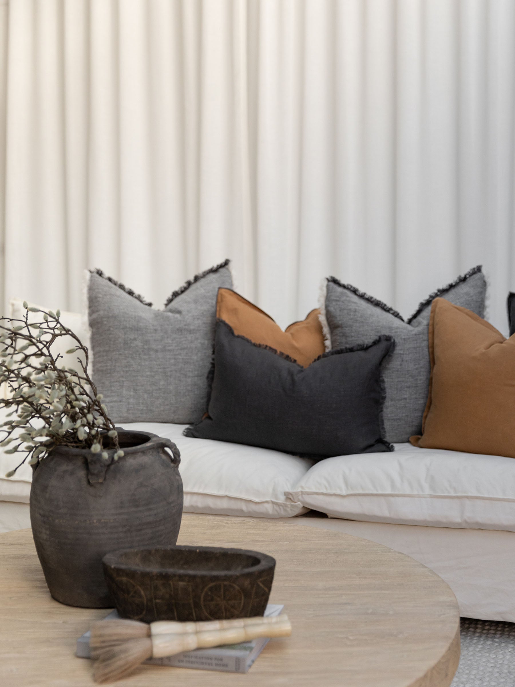Luna Fringed Linen Cushion Pepper