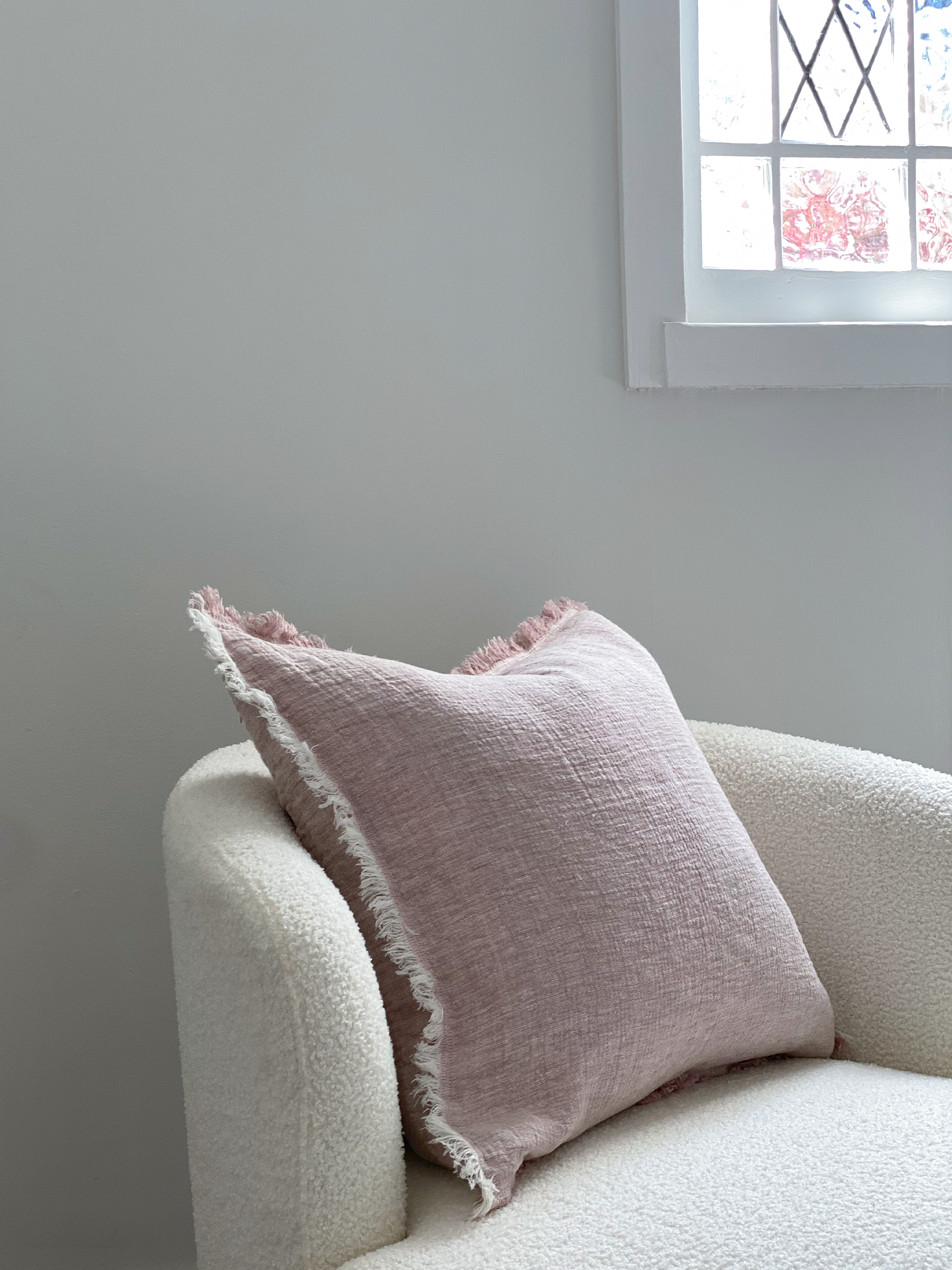 Oliver Heavy Linen Cushion Lavender Pink