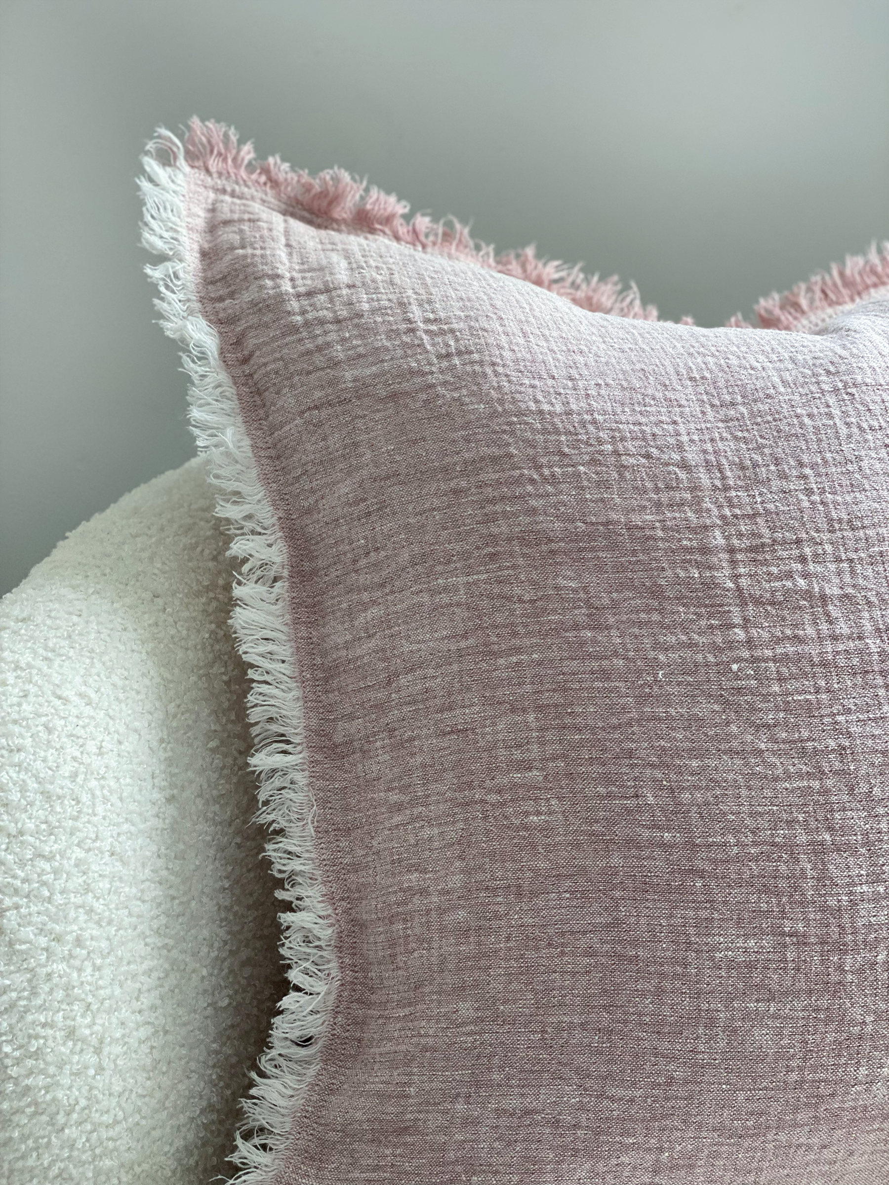 Oliver Heavy Linen Cushion Lavender Pink