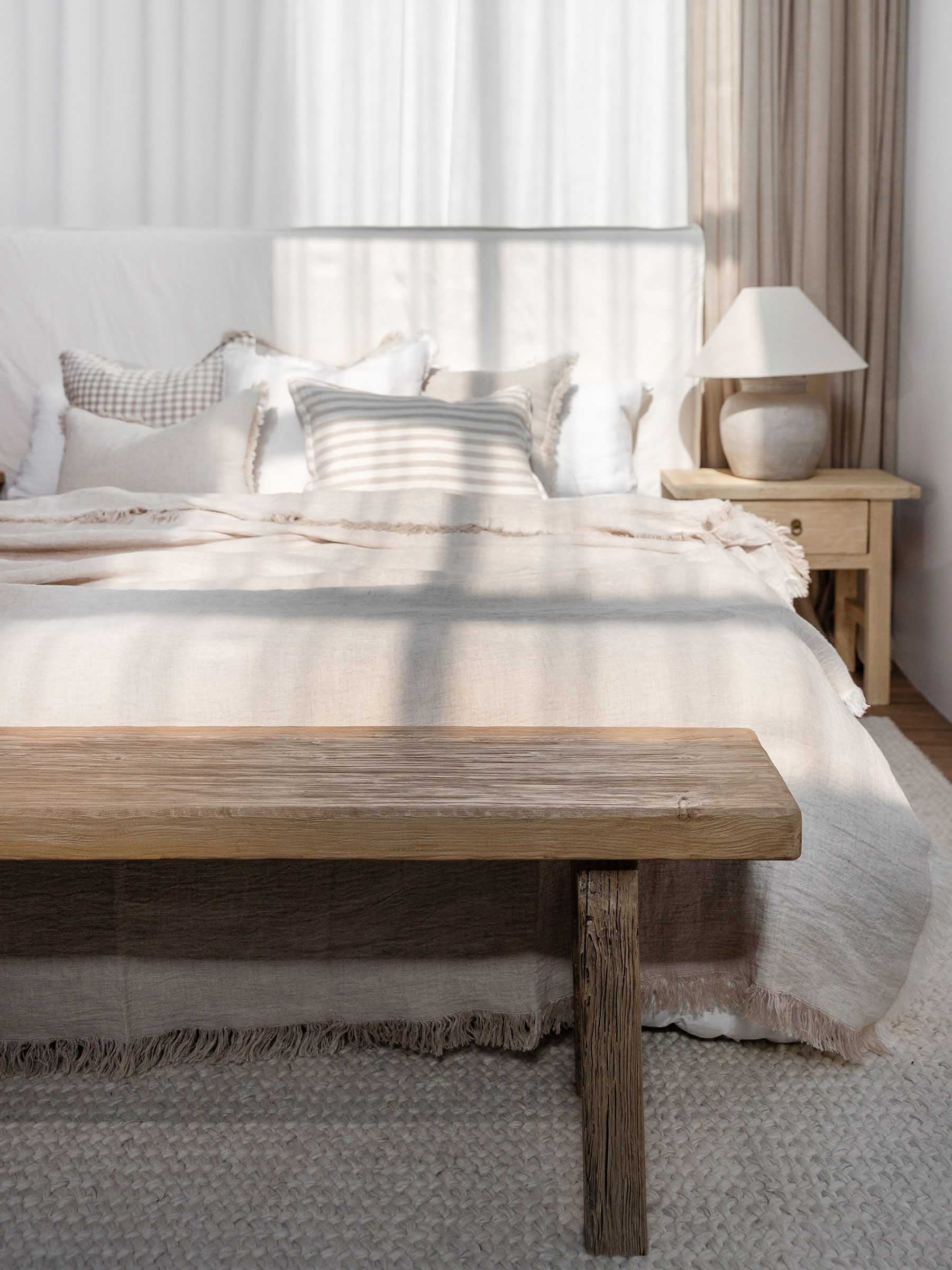 Oliver Fringed Heavy Linen Throw | Bed Cover Natural