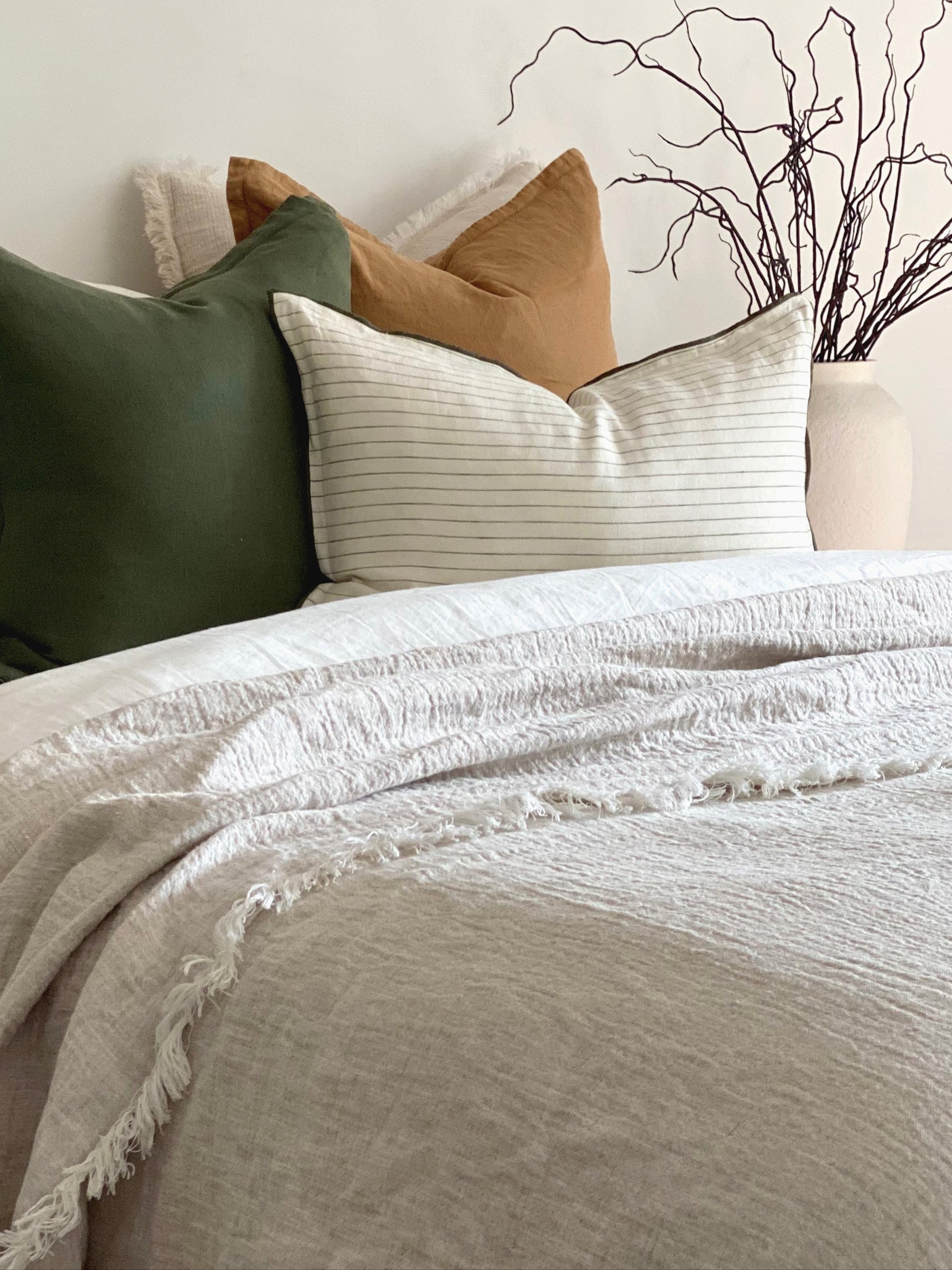 Oliver Fringed Heavy Linen Bed Cover/Throw Natural