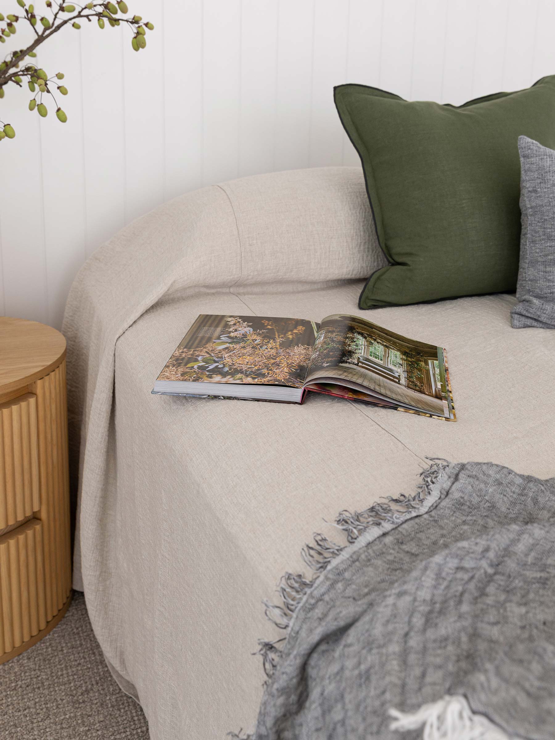 Oliver Heavy Linen Grand Bed Cover Natural