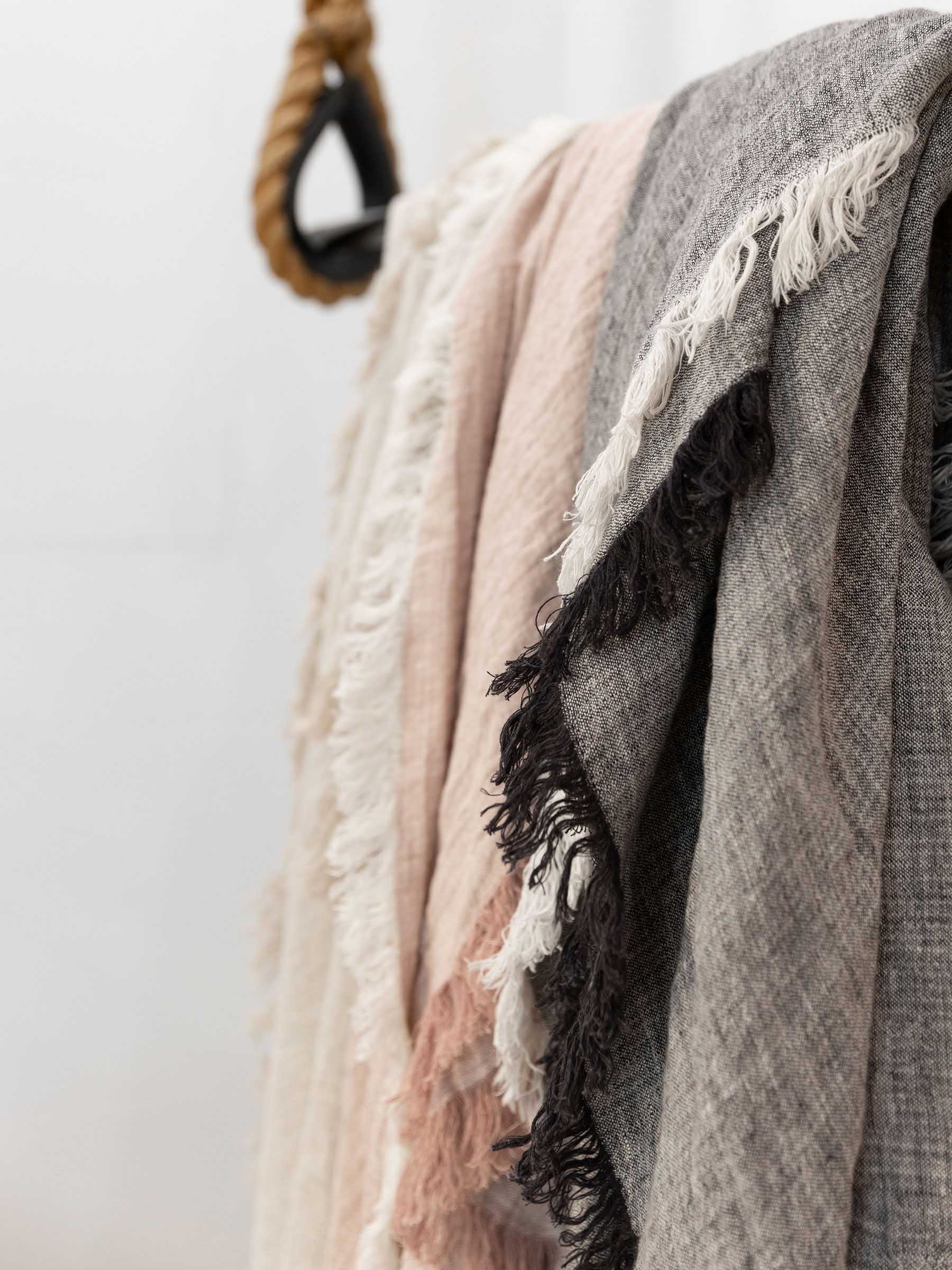 Oliver Fringed Heavy Linen Throw | Bed Cover Charcoal