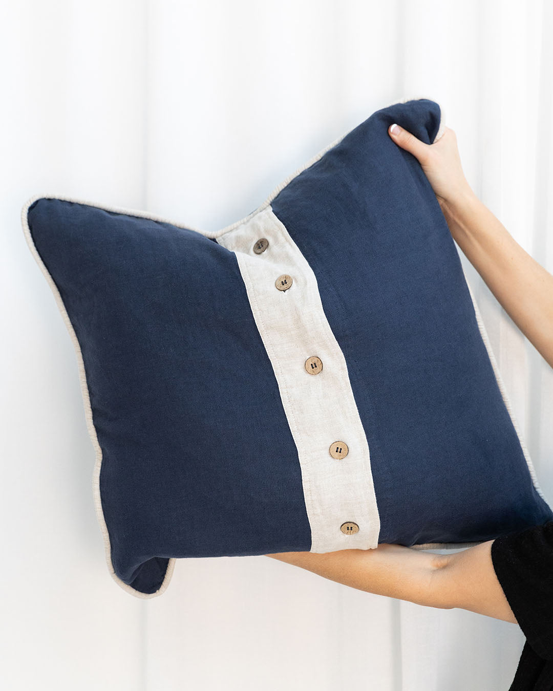 Piper Linen Cushion Navy