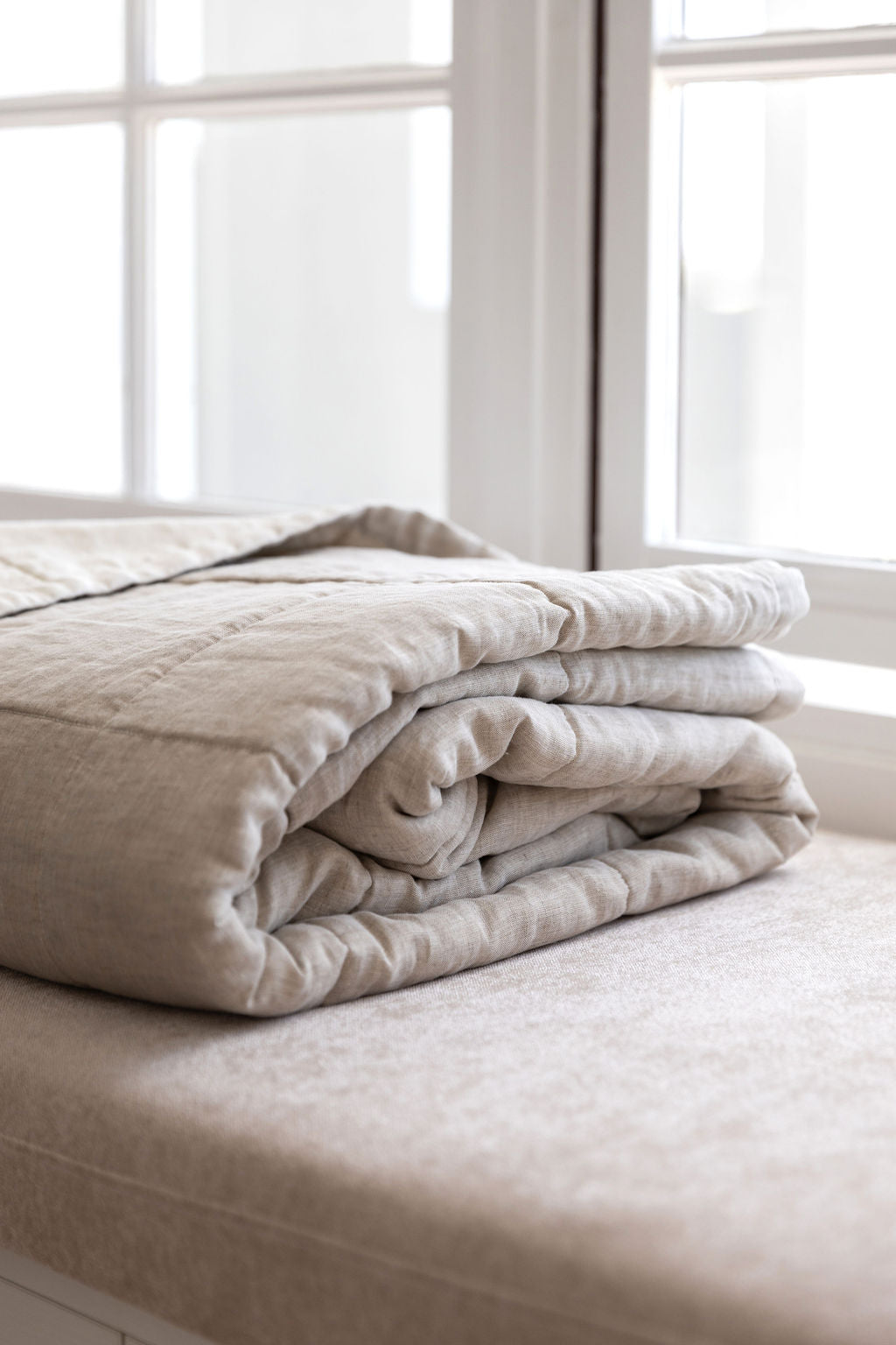 Olivia-Double-Sided-Linen-Quilt-Video-Natural-Cream-Mayco-House