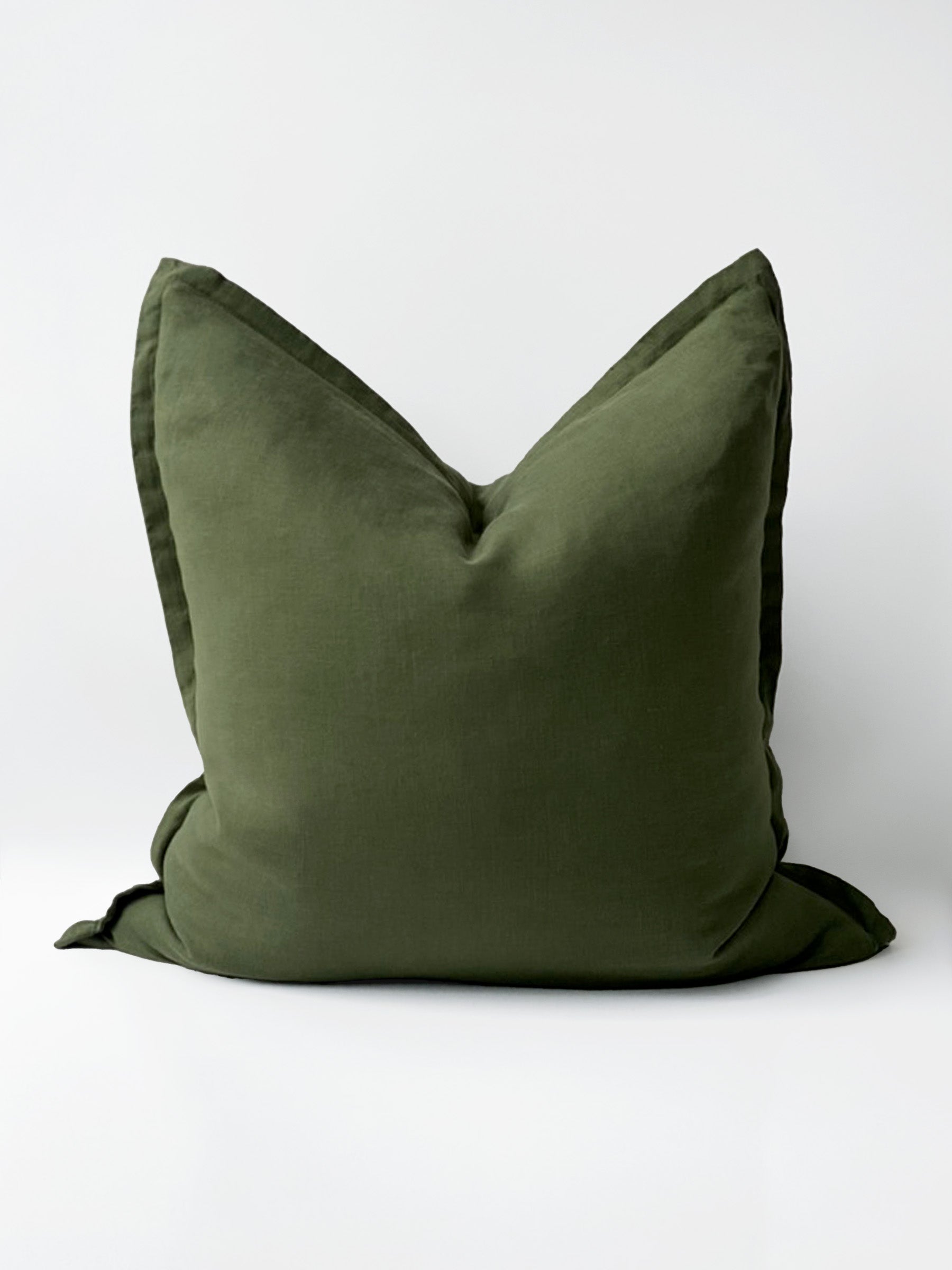 Reversi® Linen Flange Cushion Basil / Merlot