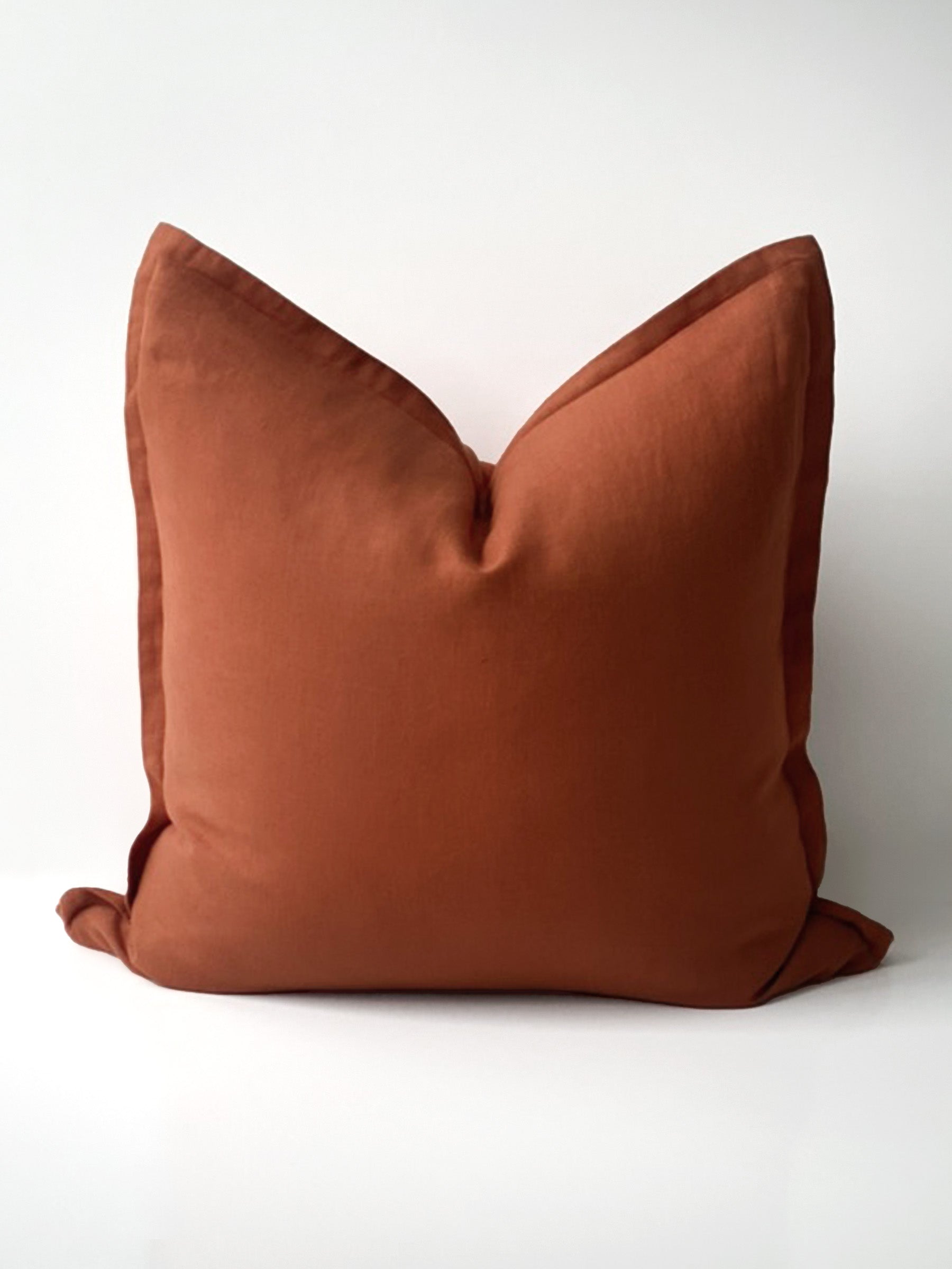 Reversi® Linen Flange Cushion Clay / Rust