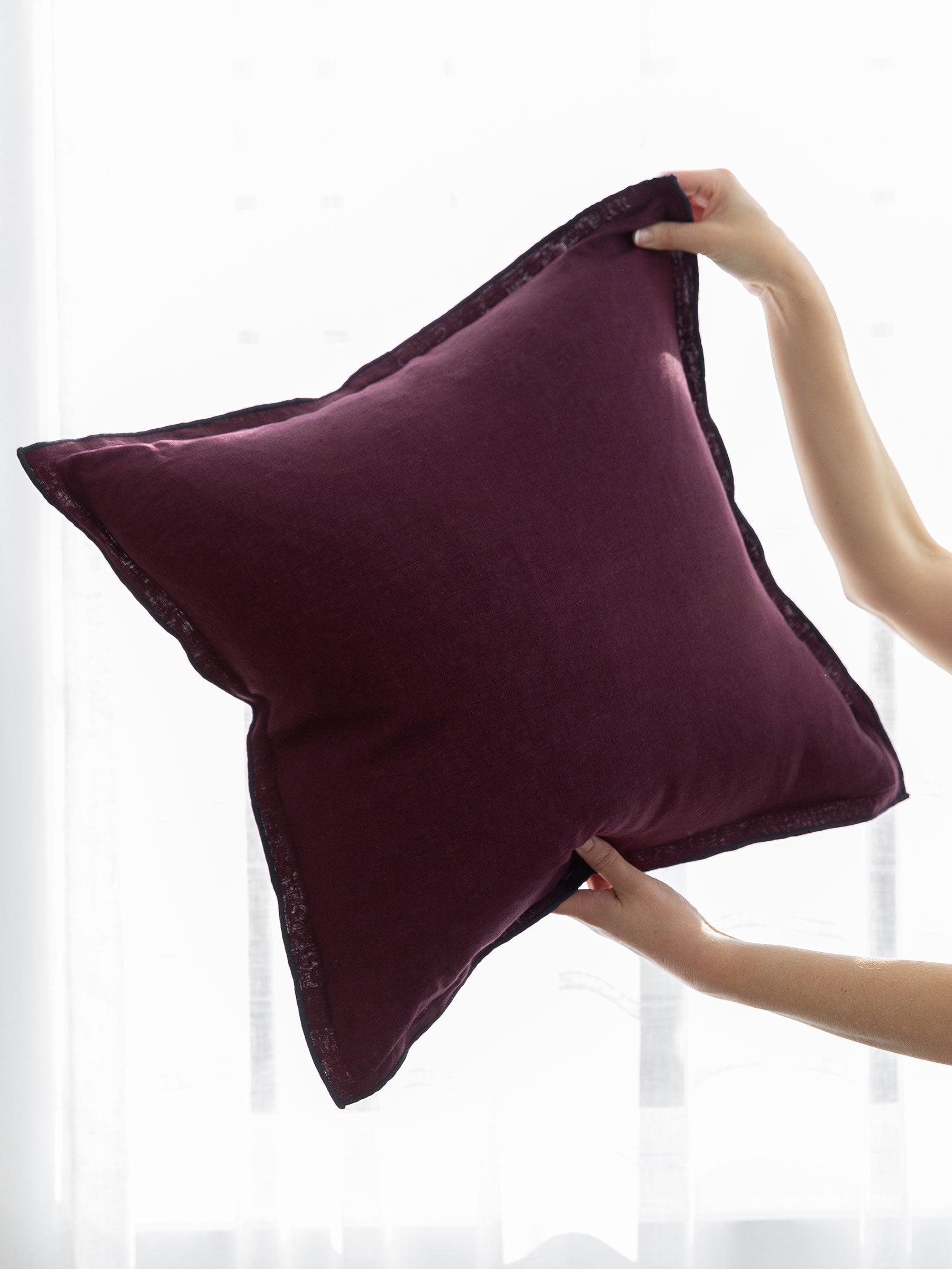 Harlow Linen Cushion Plum Noir