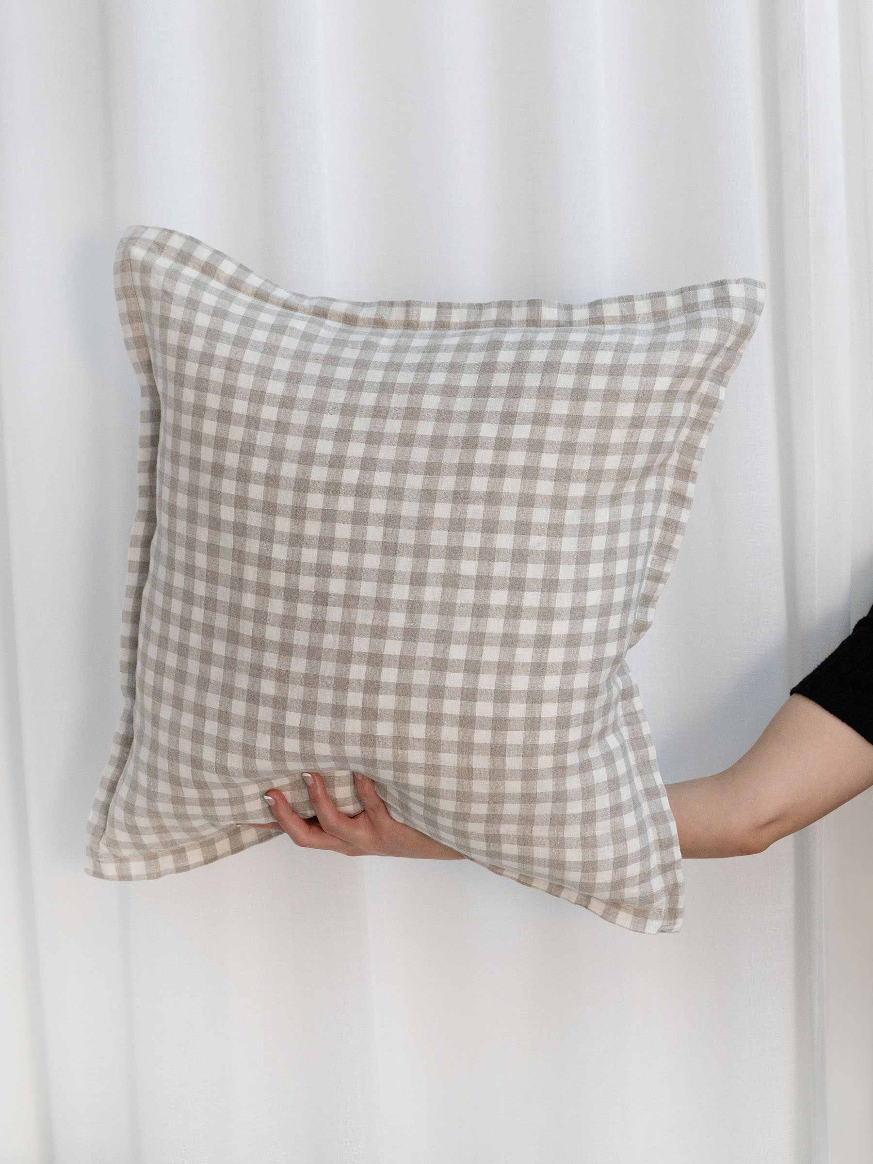Hudson Linen Cushion Gingham