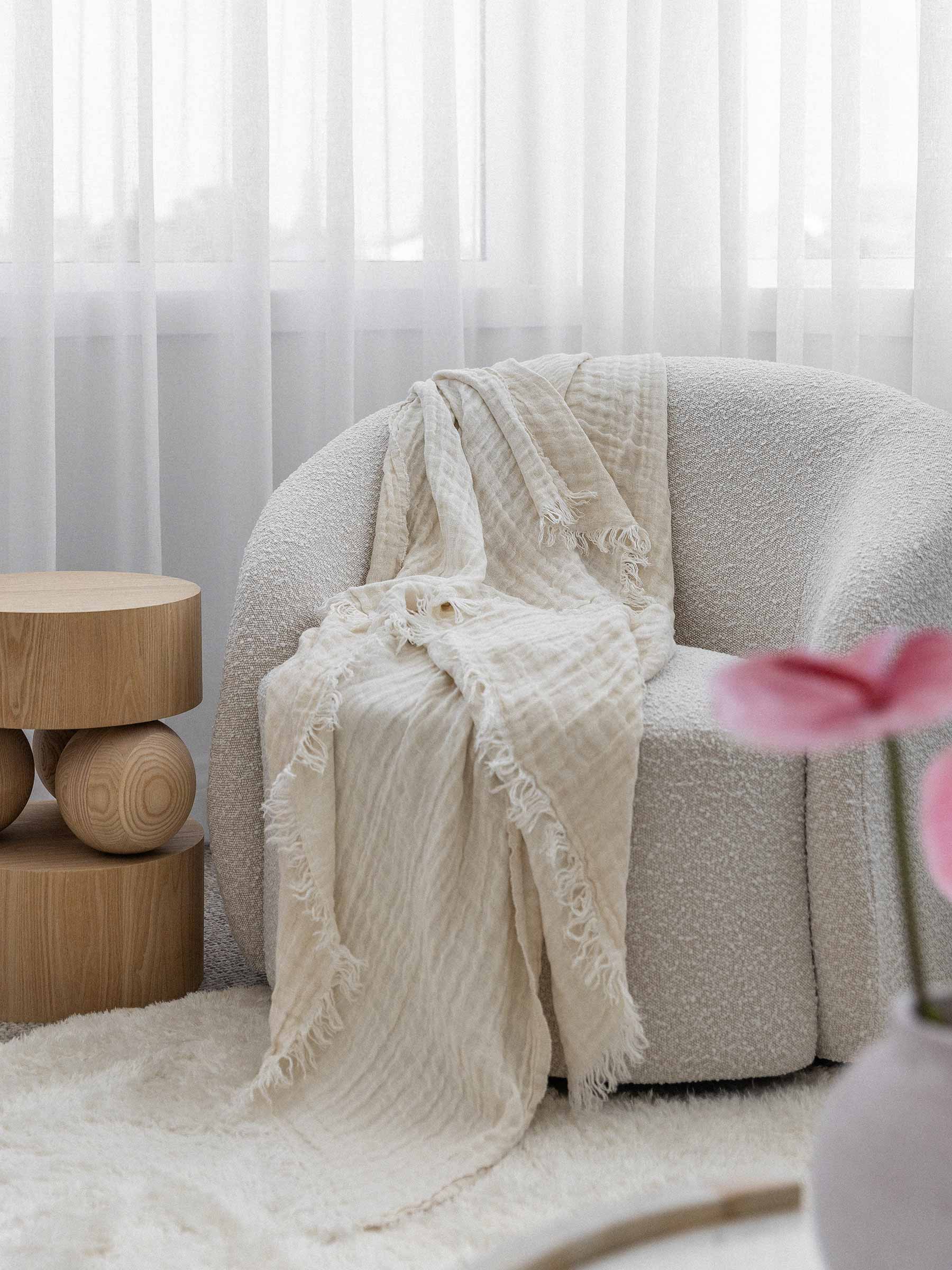 Lia Muslin Linen Throw Two Tone Vanilla