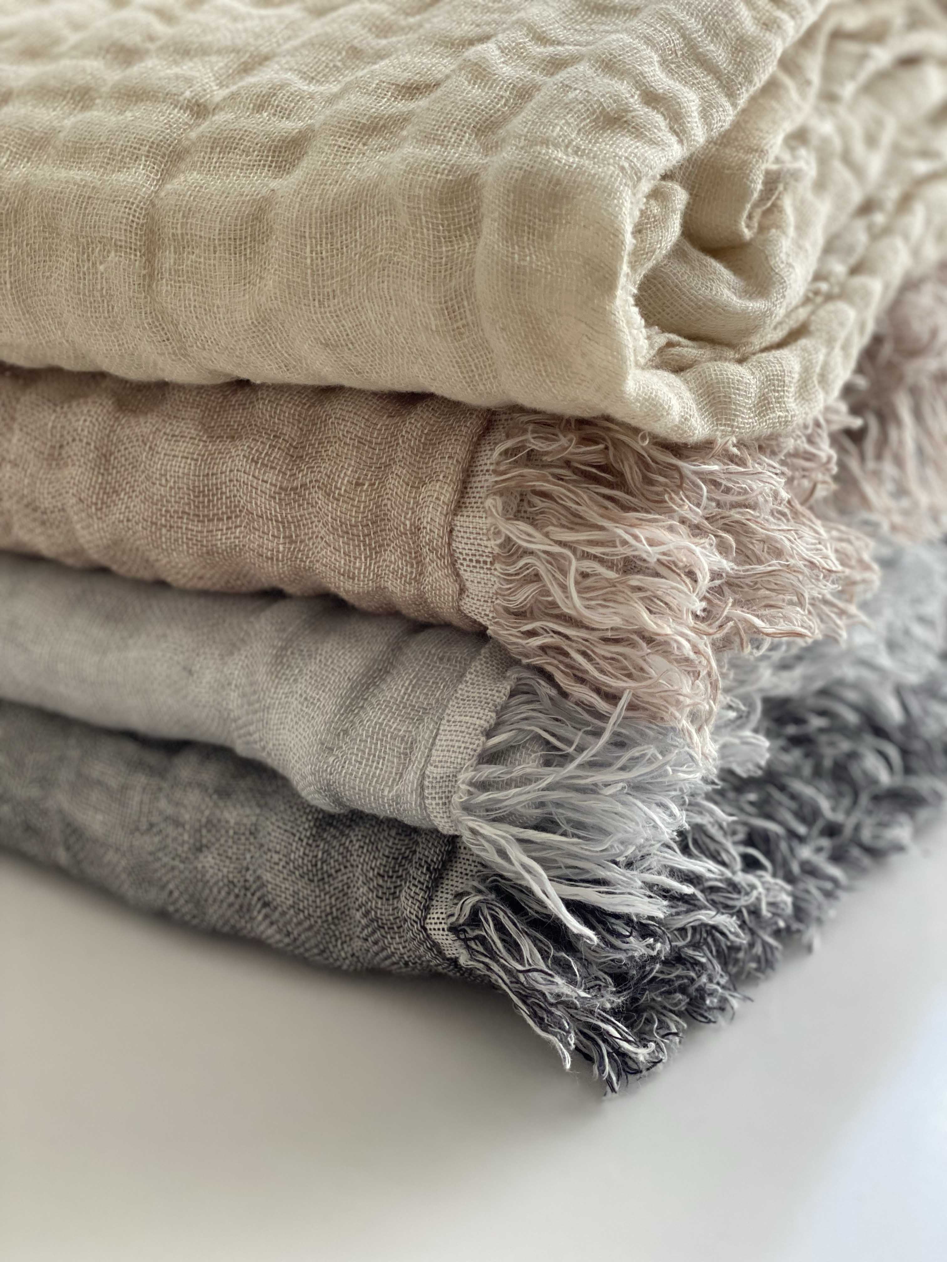 Lia Muslin Linen Throw Two Tone Vanilla