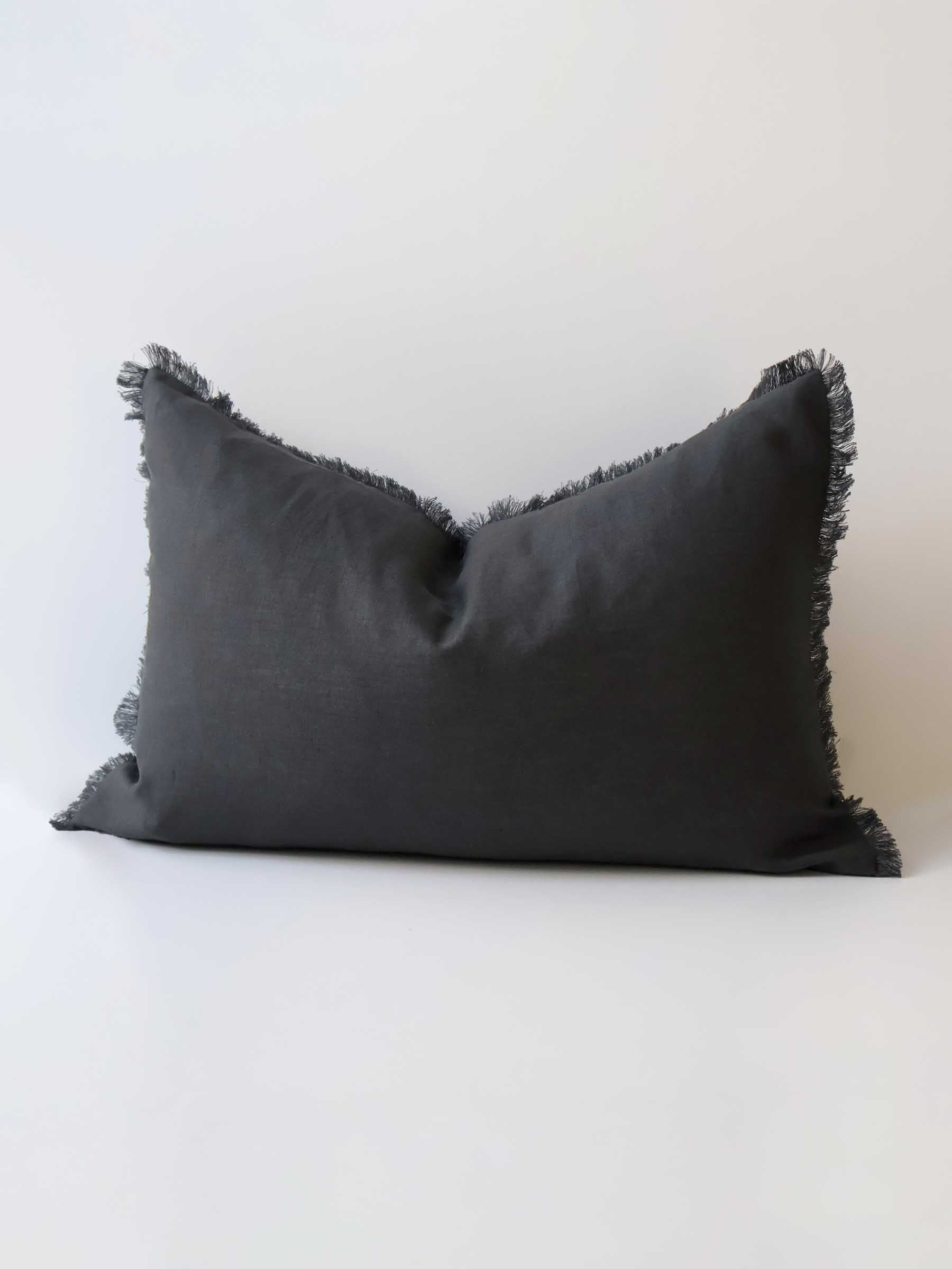 Luna Fringed Linen Cushion Pepper