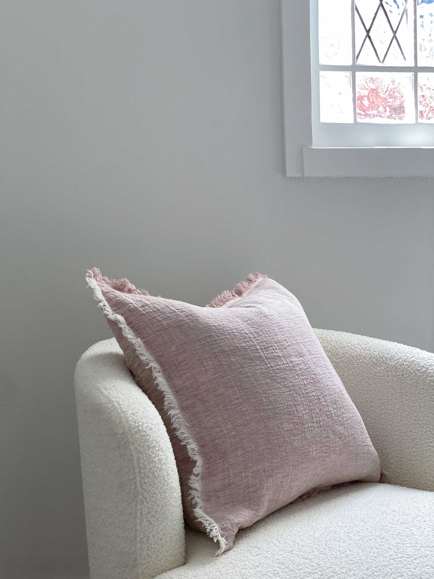 Oliver Heavy Linen Cushion Lavender Pink