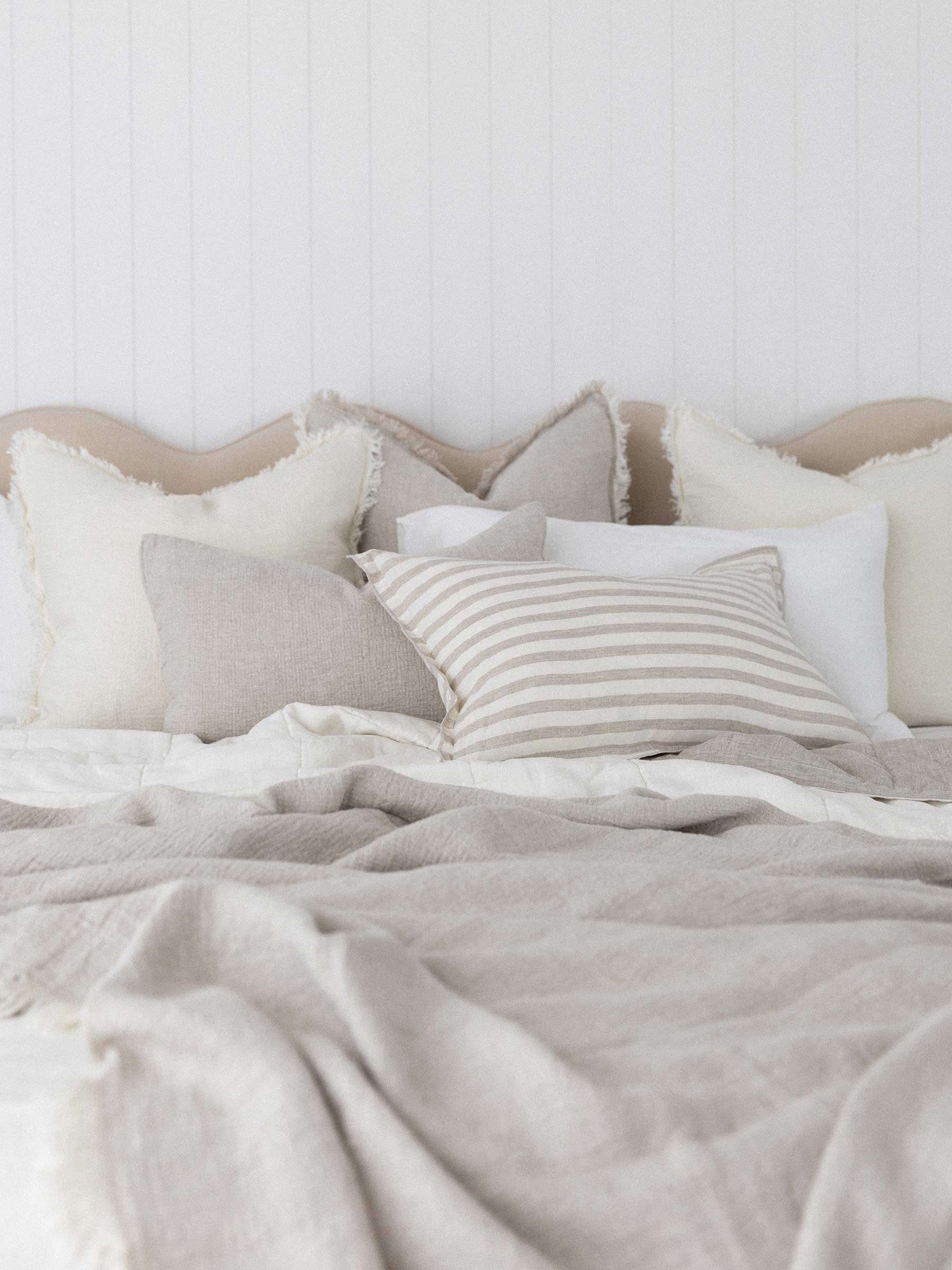 Oliver Fringed Heavy Linen Cushion Natural White