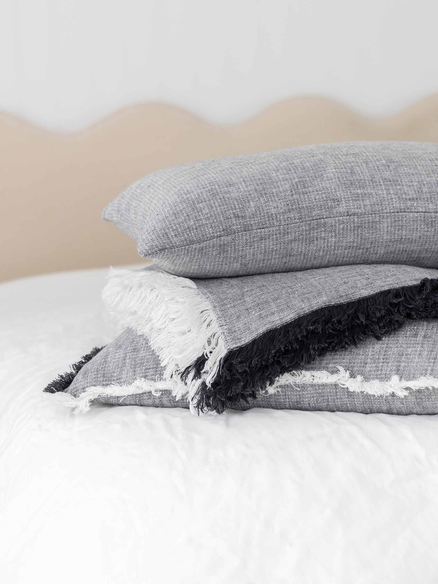 Oliver Fringed Heavy Linen Throw | Bed Cover Charcoal