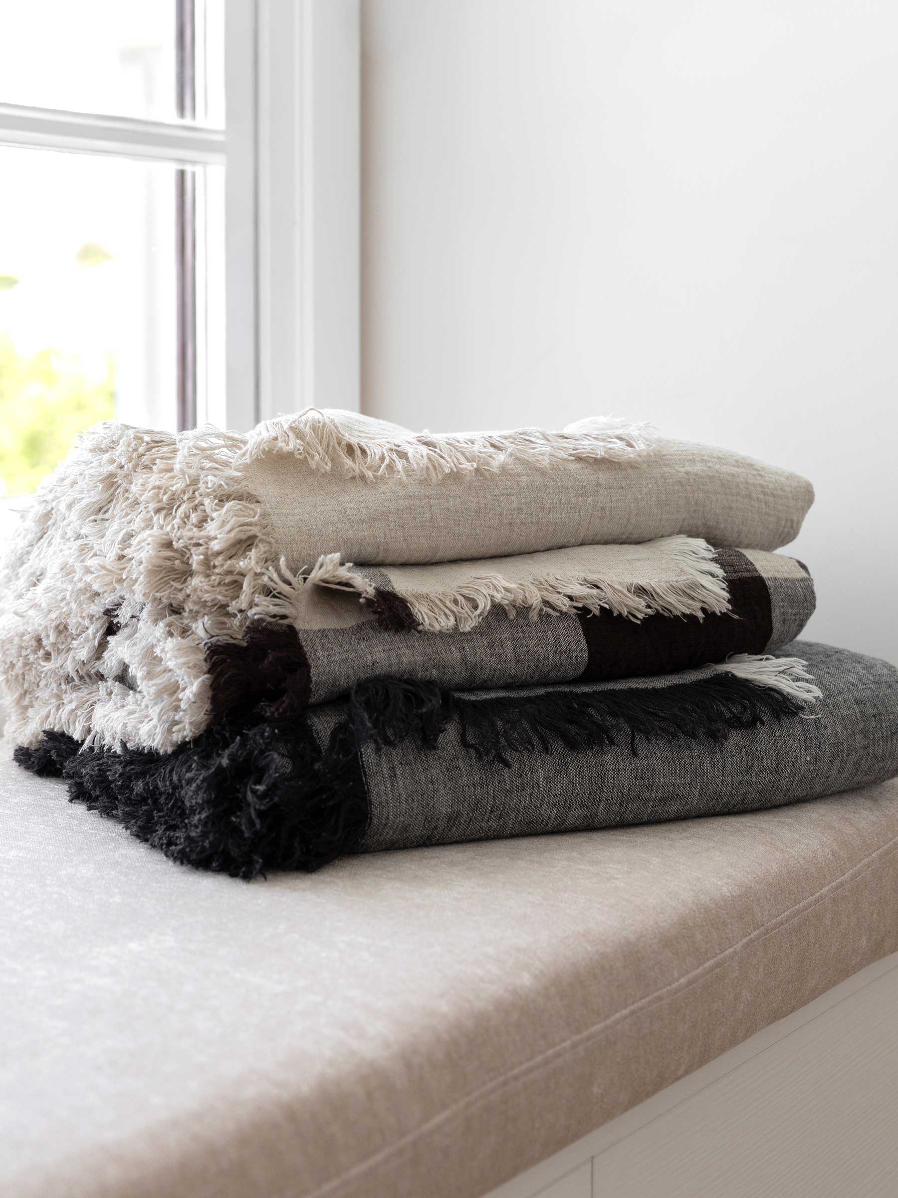 Oliver Fringed Heavy Linen Throw | Bed Cover Charcoal