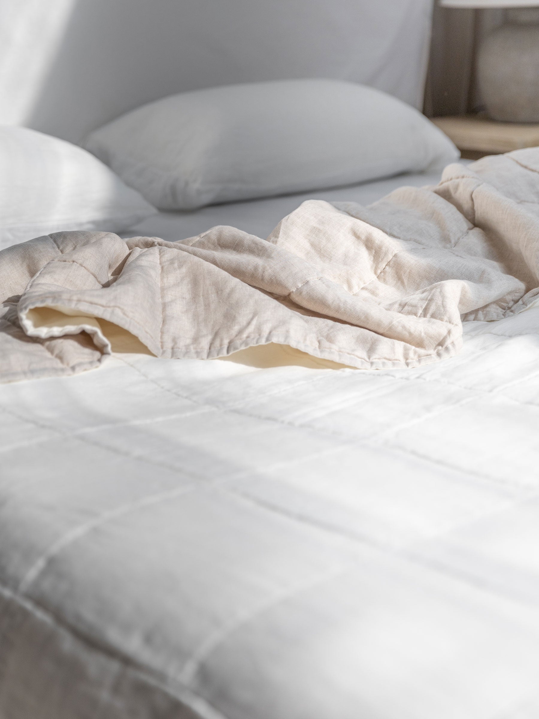 Olivia Double Sided Linen Quilt Natural/Cream with Bamboo Fill