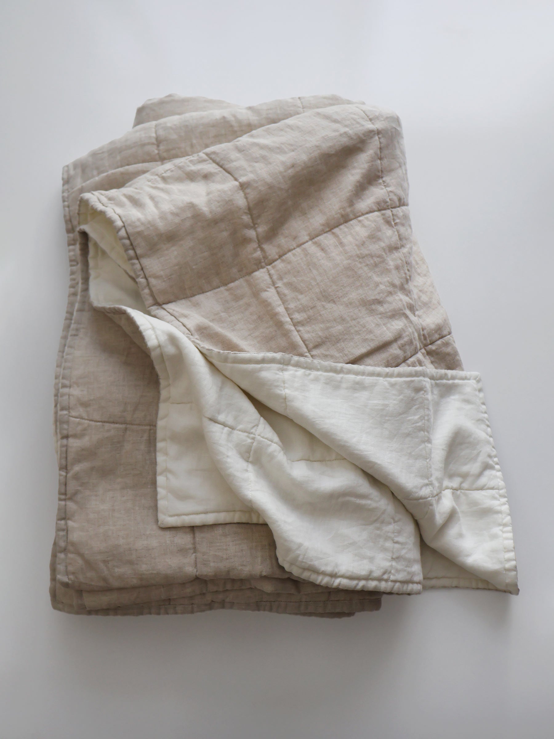 Olivia Double Sided Linen Quilt Natural/Cream with Bamboo Fill
