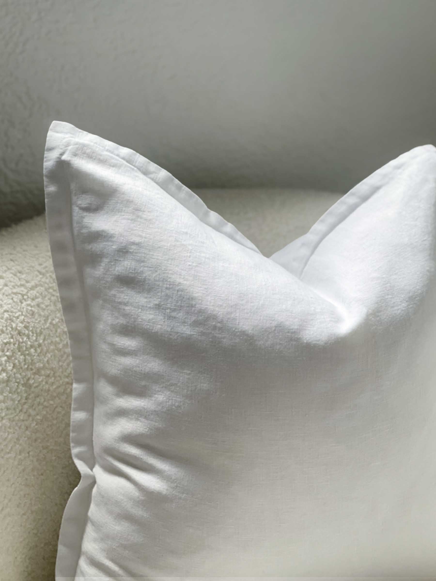 Peta Linen Cushion White