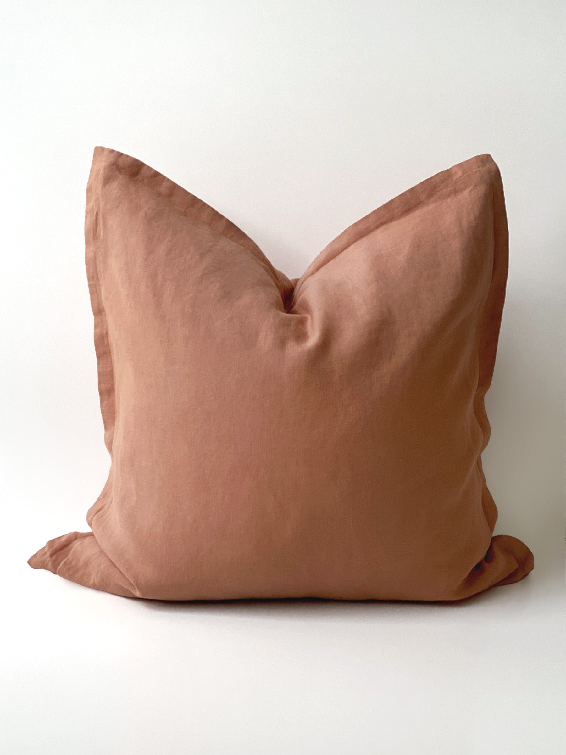 Reversi® Linen Flange Cushion Clay / Rust